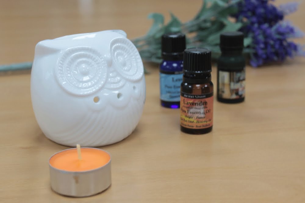 Białe kominki zapachowe - Niska sowa