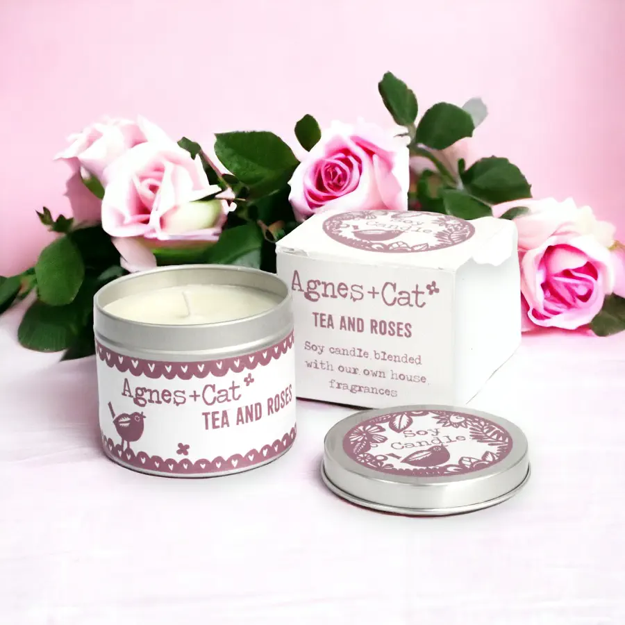 Świeca w puszce Tea and Roses (2) Świeca w puszce Tea and Roses