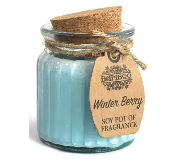 Zapachowa świeczka sojowa  Zapachowa świeczka sojowa Zimowa Jagoda