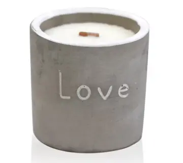 Świeczka w betonie  Świeczka w betonie Love