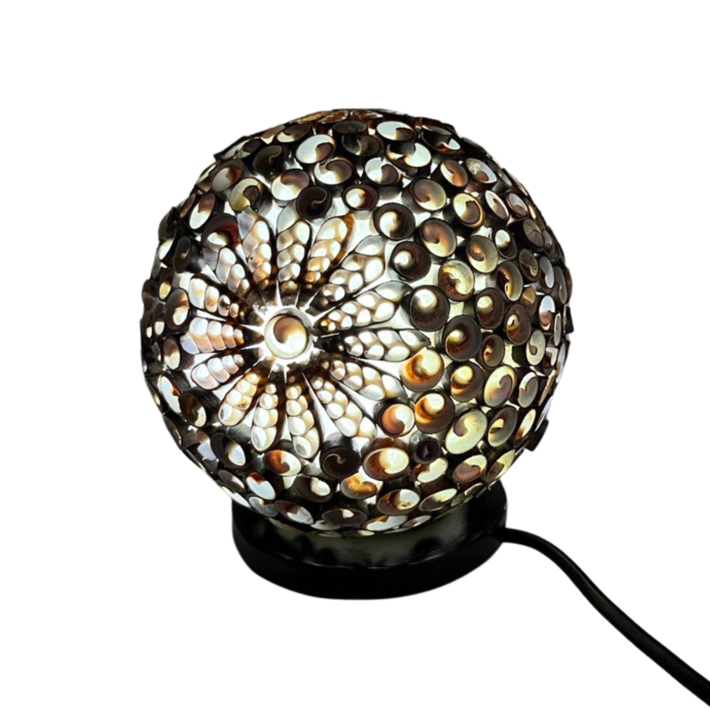 Lampa boho z muszli morskich - Kula brąz 15 cm