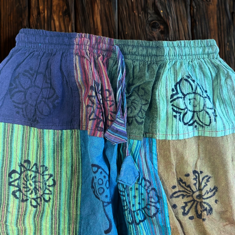 Spodnie z gumką - bawełniane Nomad Sari Zieleń S M 1 Spodnie z gumką - bawełniane Nomad Sari Zieleń S/M